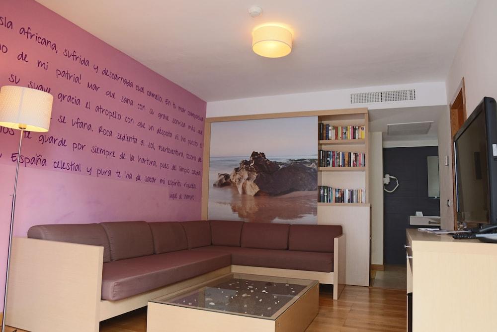 R2 Romantic Fantasia Dreams & Suites Hotel (Adults Only) Tarajalejo Exteriör bild